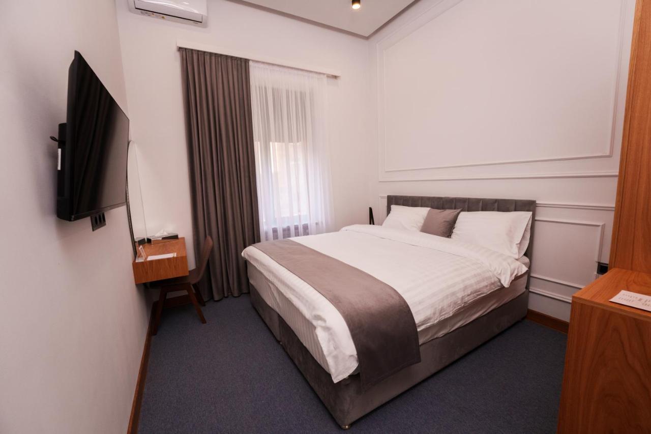 Revive Boutique Hotel Jerevan Buitenkant foto