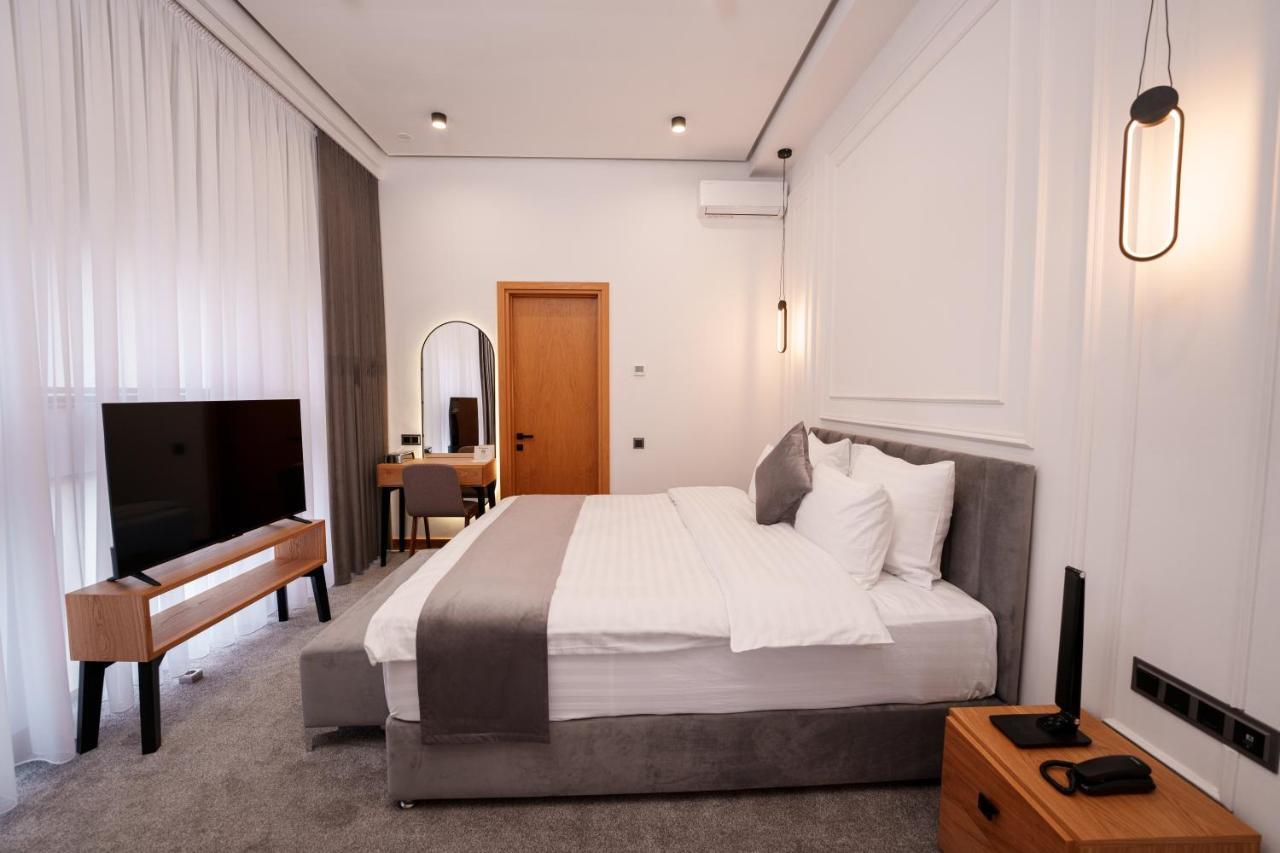Revive Boutique Hotel Jerevan Buitenkant foto