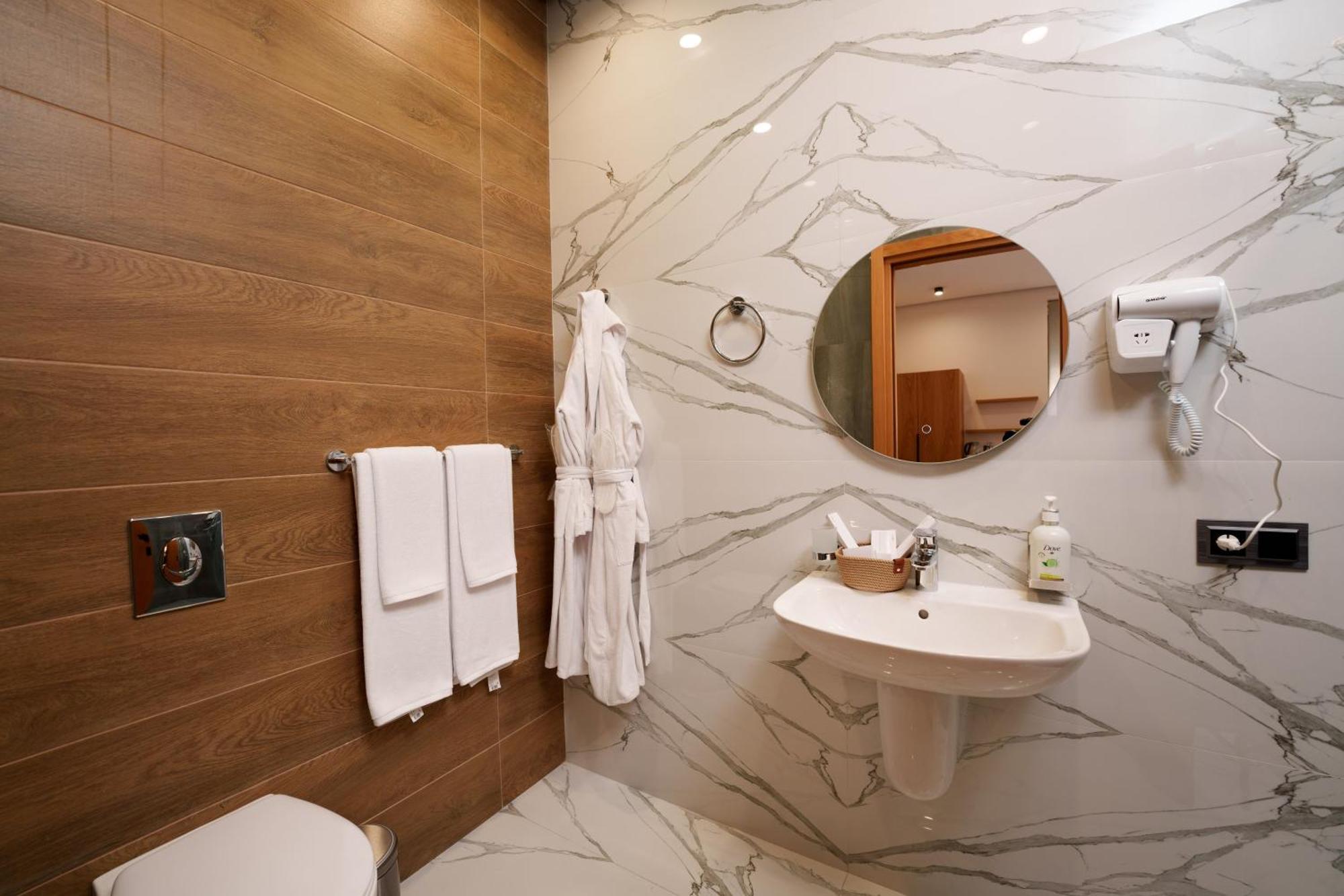 Revive Boutique Hotel Jerevan Buitenkant foto