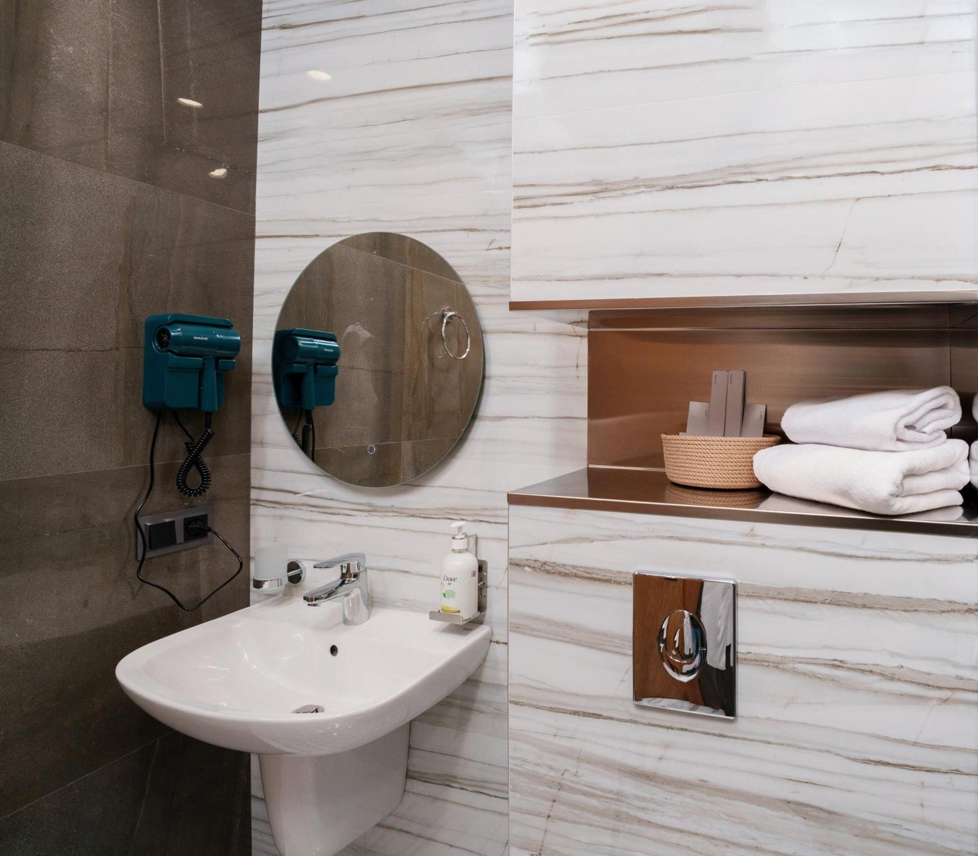 Revive Boutique Hotel Jerevan Buitenkant foto