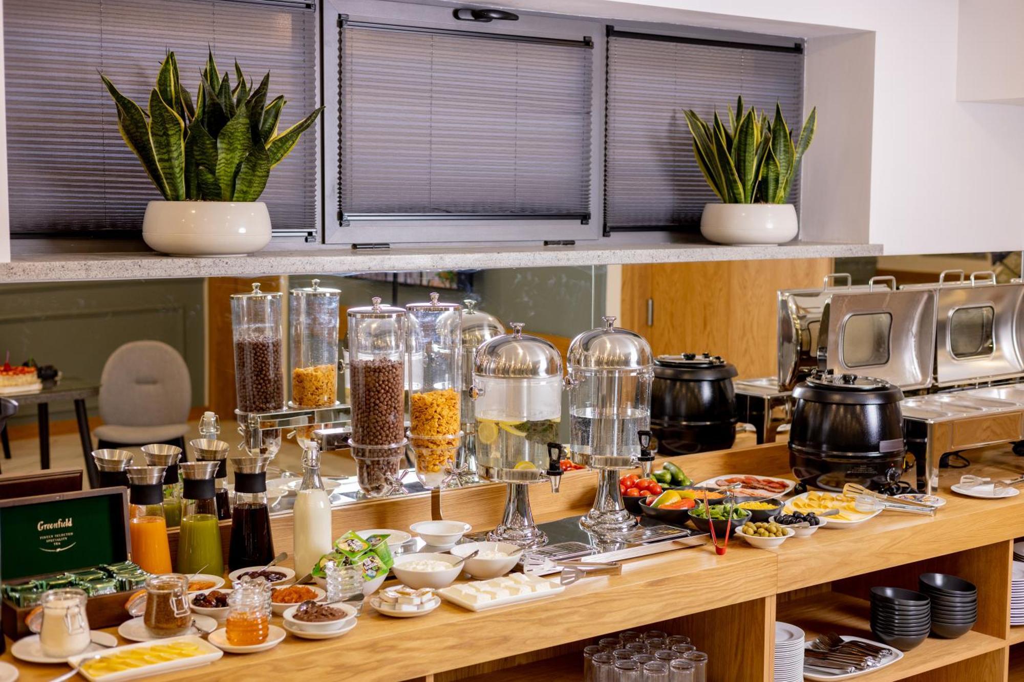 Revive Boutique Hotel Jerevan Buitenkant foto