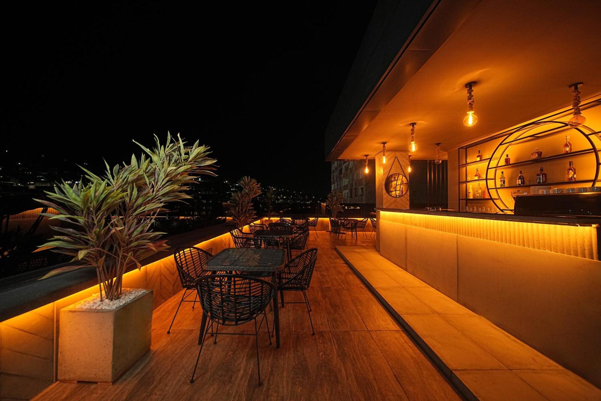 Revive Boutique Hotel Jerevan Buitenkant foto