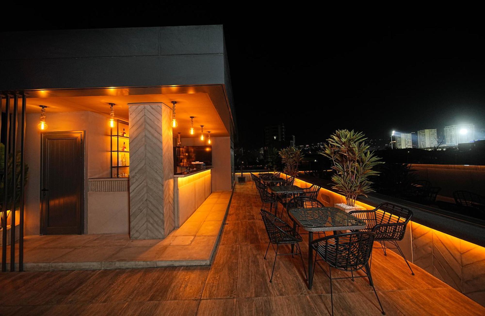 Revive Boutique Hotel Jerevan Buitenkant foto