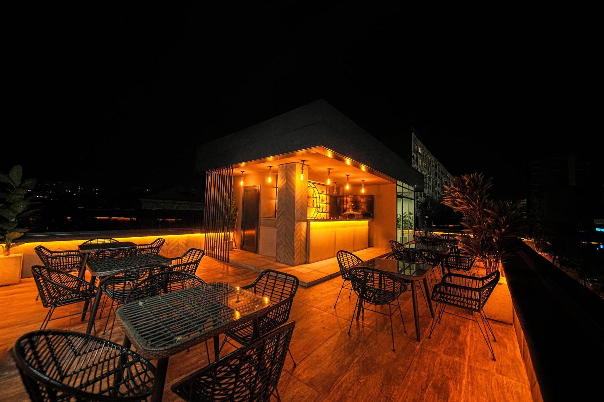 Revive Boutique Hotel Jerevan Buitenkant foto